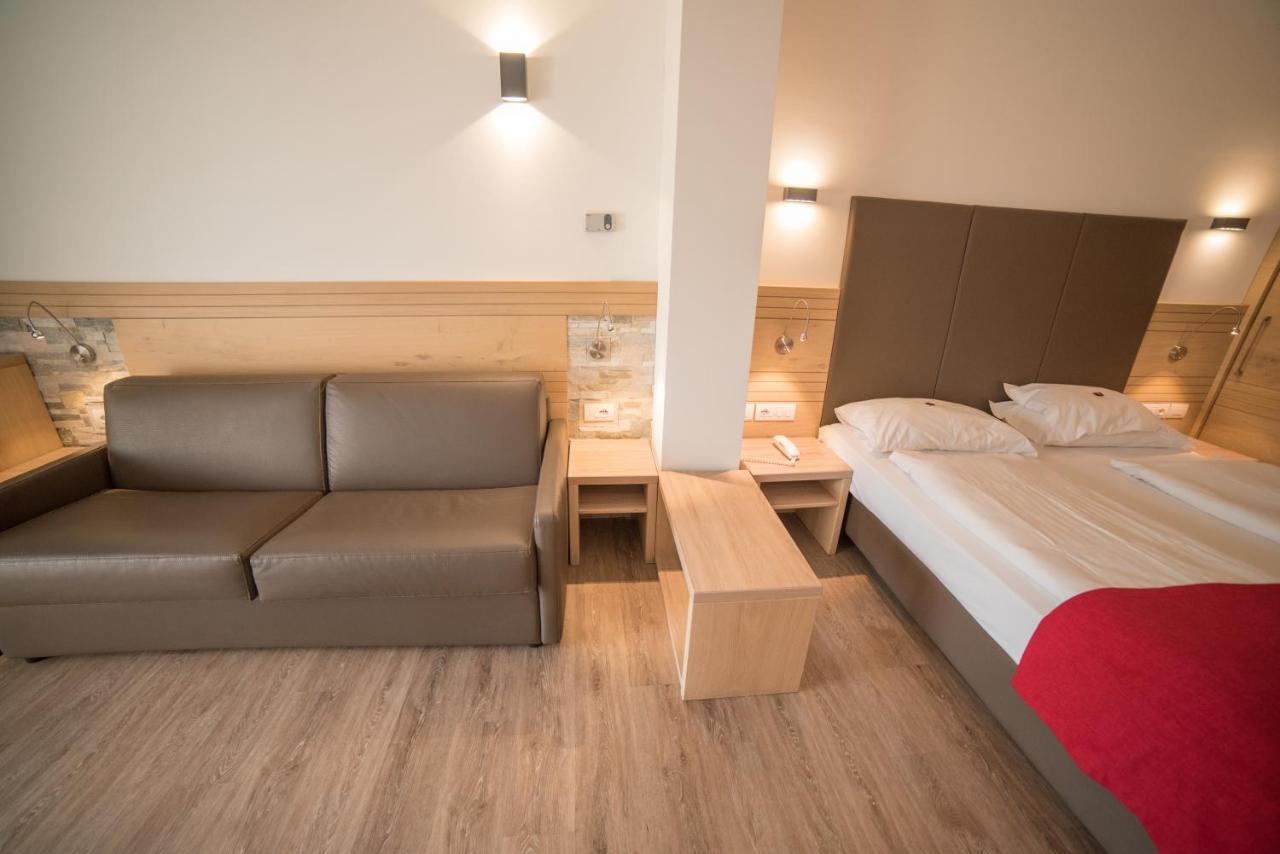 Olimpionico Hotel Castello-Molina di Fiemme ภายนอก รูปภาพ